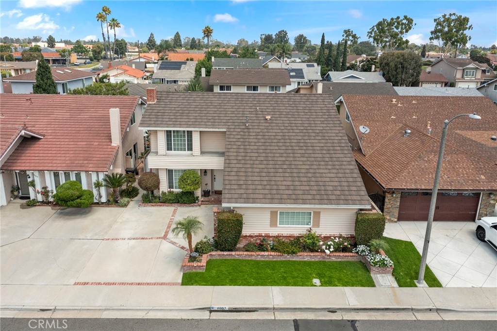 10667 La Bahia Avenue