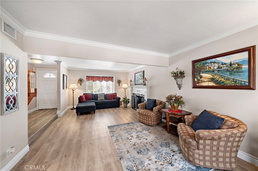 10667 La Bahia Avenue