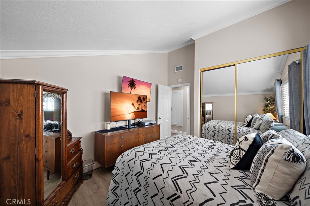 10667 La Bahia Avenue