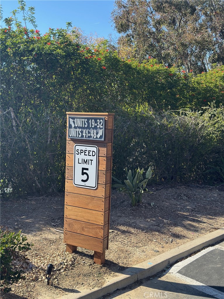 23821 Hillhurst Dr W 44