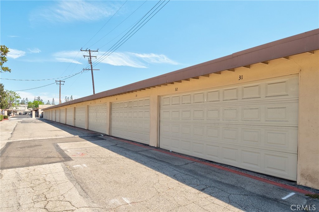 2525 N Bourbon Street H1