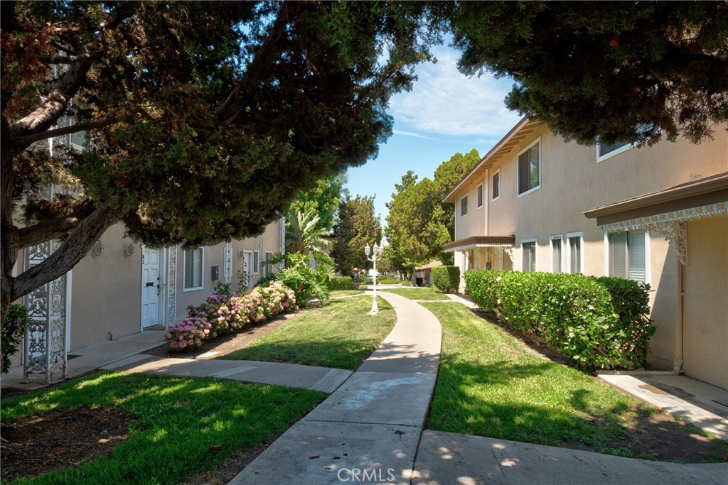 2525 N Bourbon Street H1