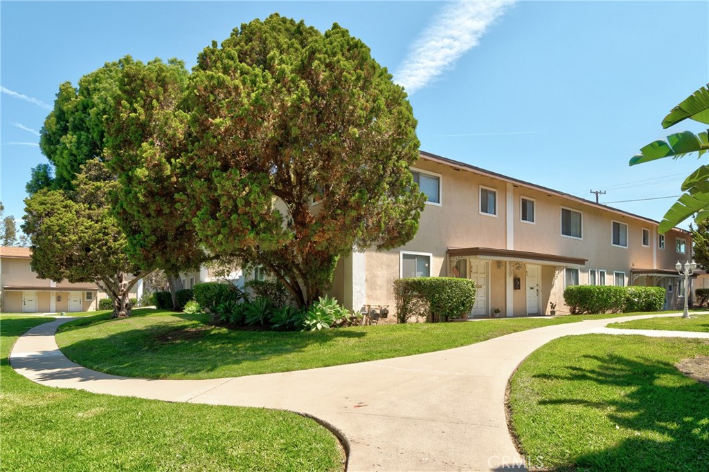 2525 N Bourbon Street H1