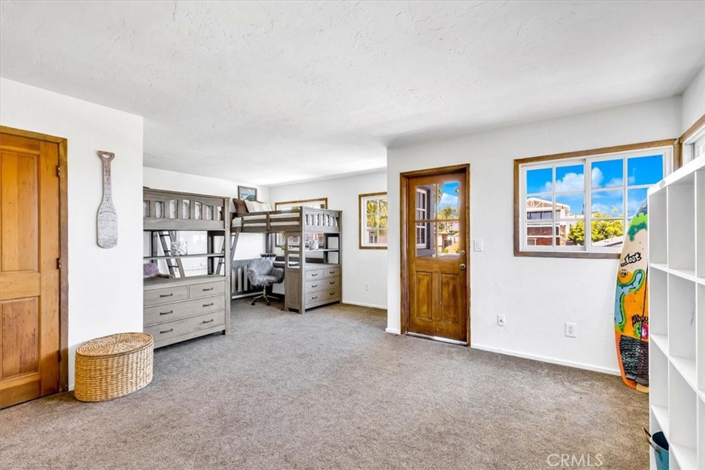 210 W Avenida Gaviota