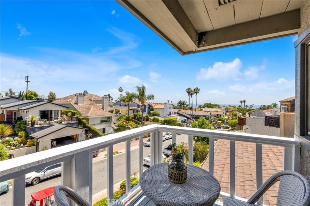 210 W Avenida Gaviota