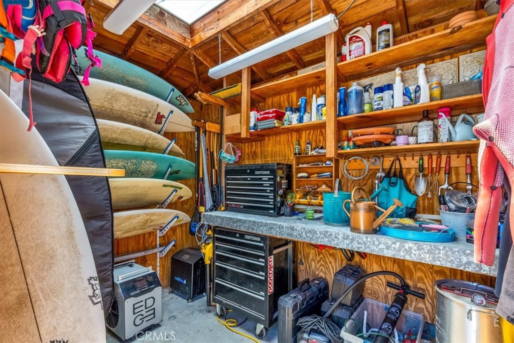 210 W Avenida Gaviota