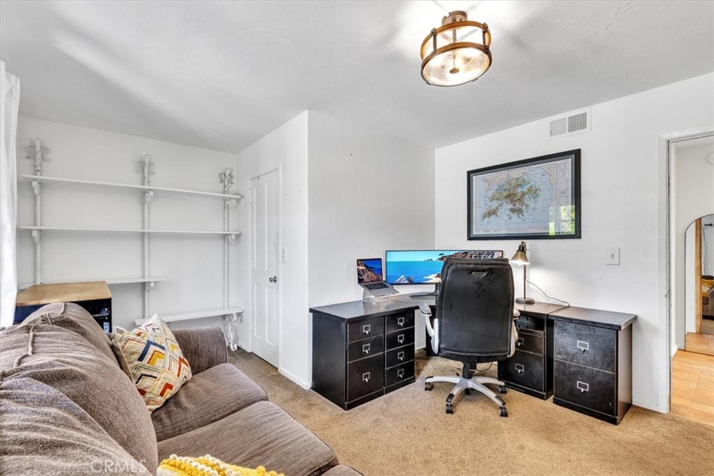 210 W Avenida Gaviota