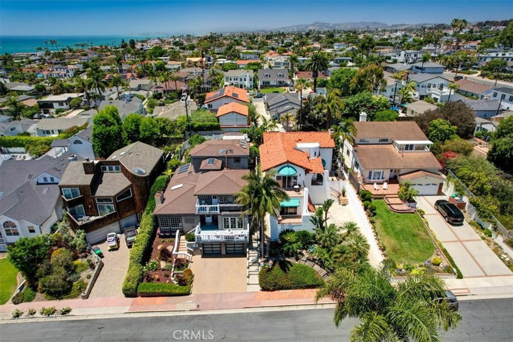210 W Avenida Gaviota