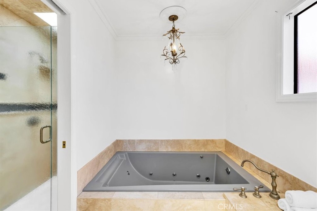 210 W Avenida Gaviota