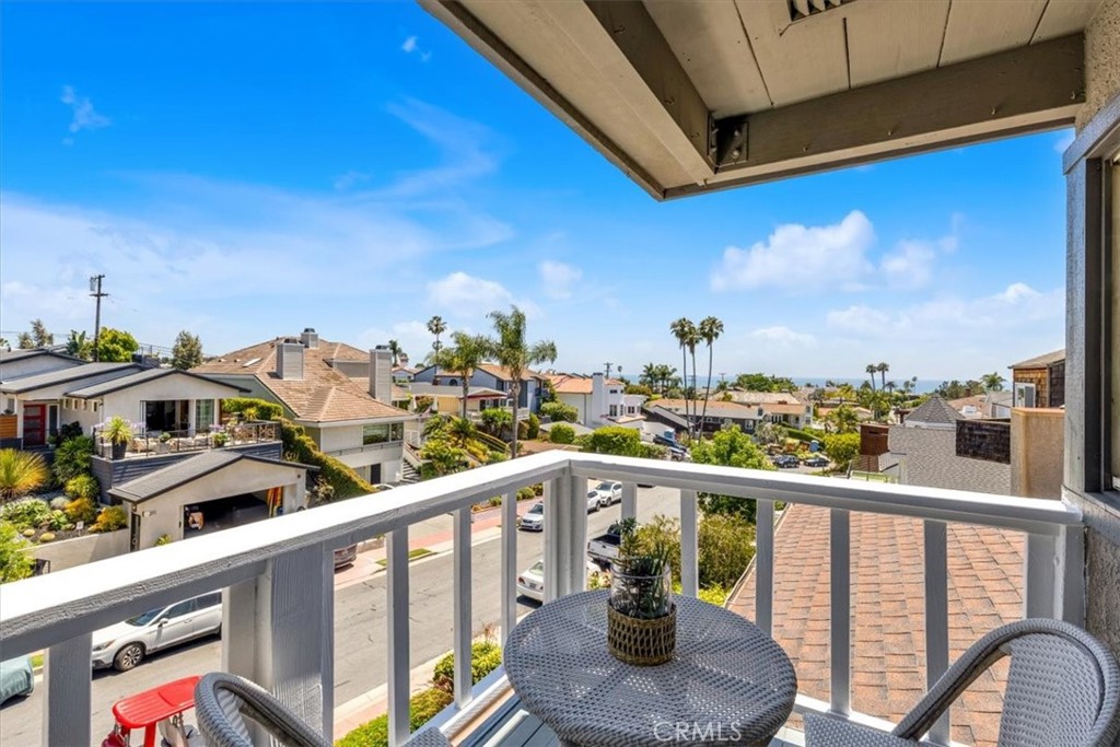 210 W Avenida Gaviota