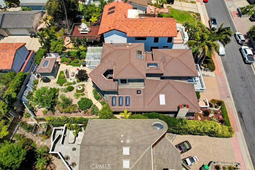 210 W Avenida Gaviota