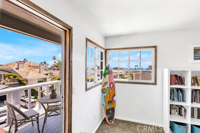 210 W Avenida Gaviota