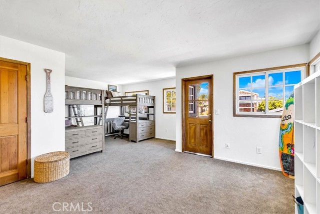 210 W Avenida Gaviota