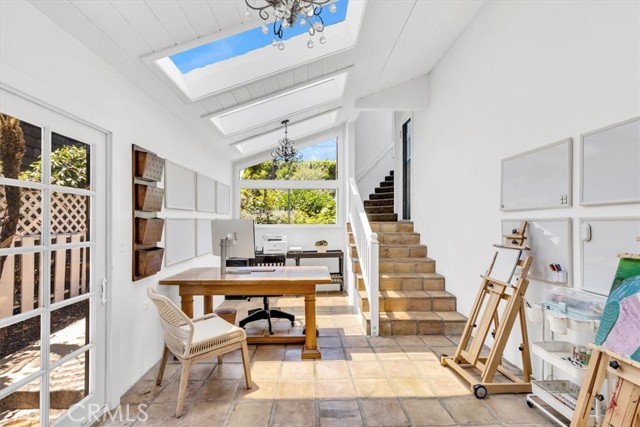 210 W Avenida Gaviota