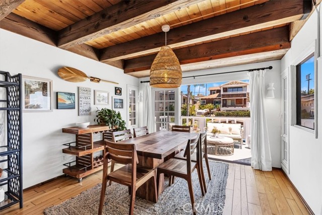 210 W Avenida Gaviota