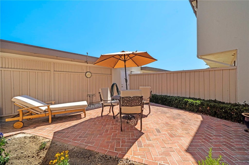 9745 Port Royal Circle