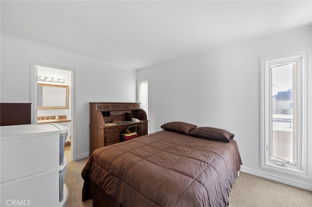 9745 Port Royal Circle