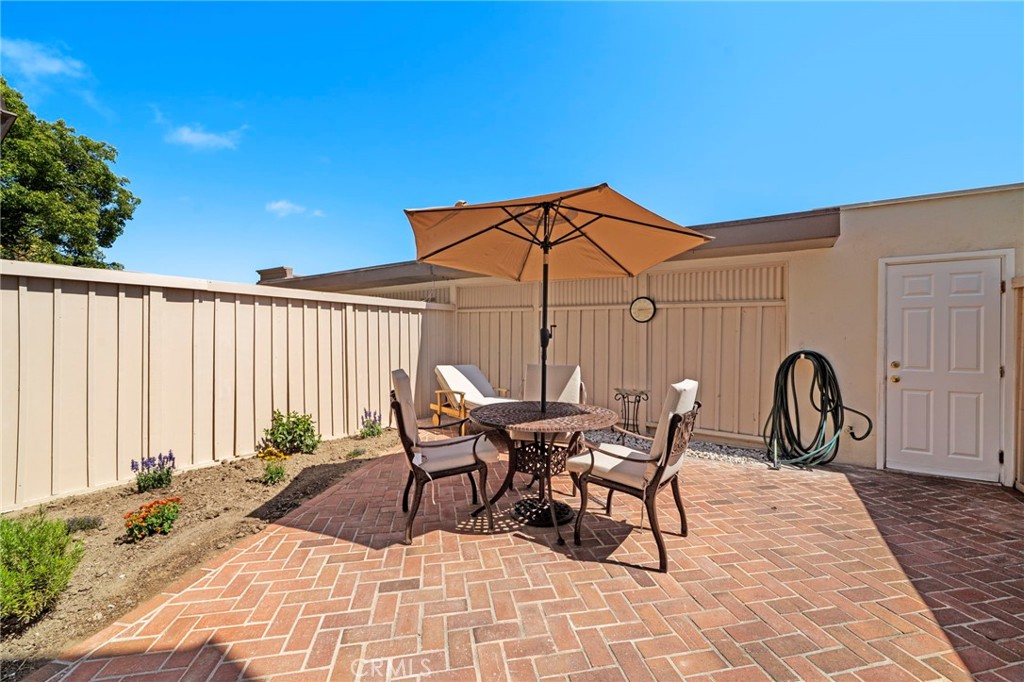 9745 Port Royal Circle
