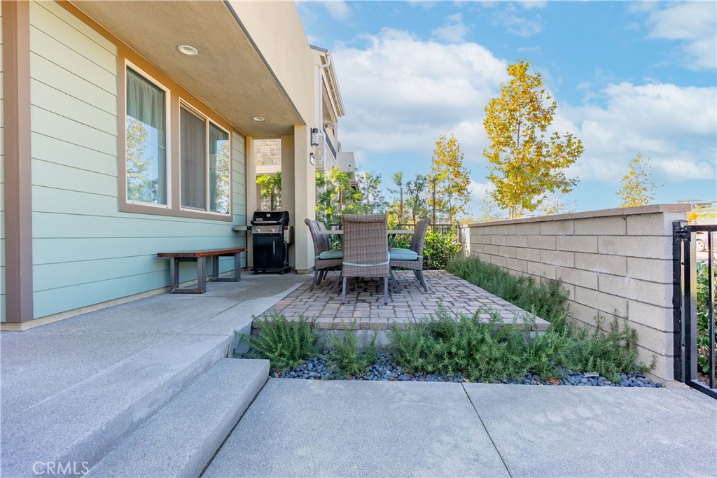 2371 Horseback Rd