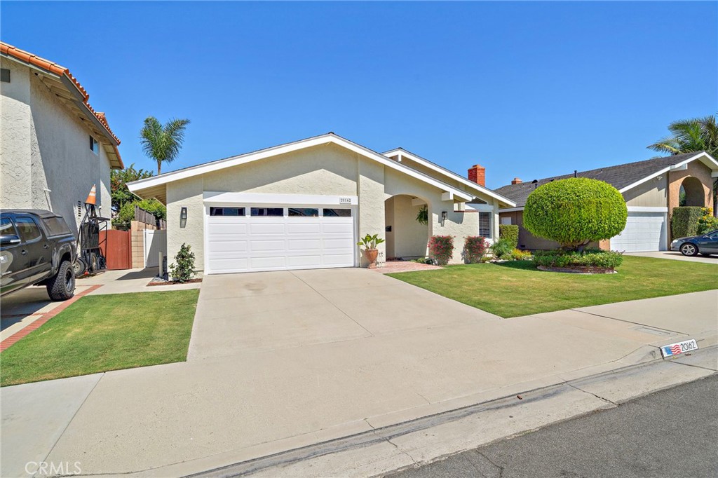 20162 Big Bend Lane