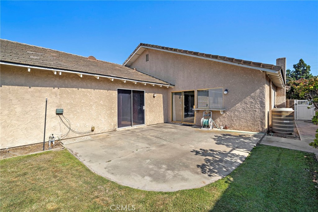 11551 Gladstone Circle