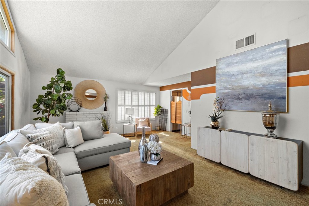 11551 Gladstone Circle