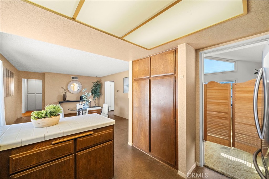 11551 Gladstone Circle