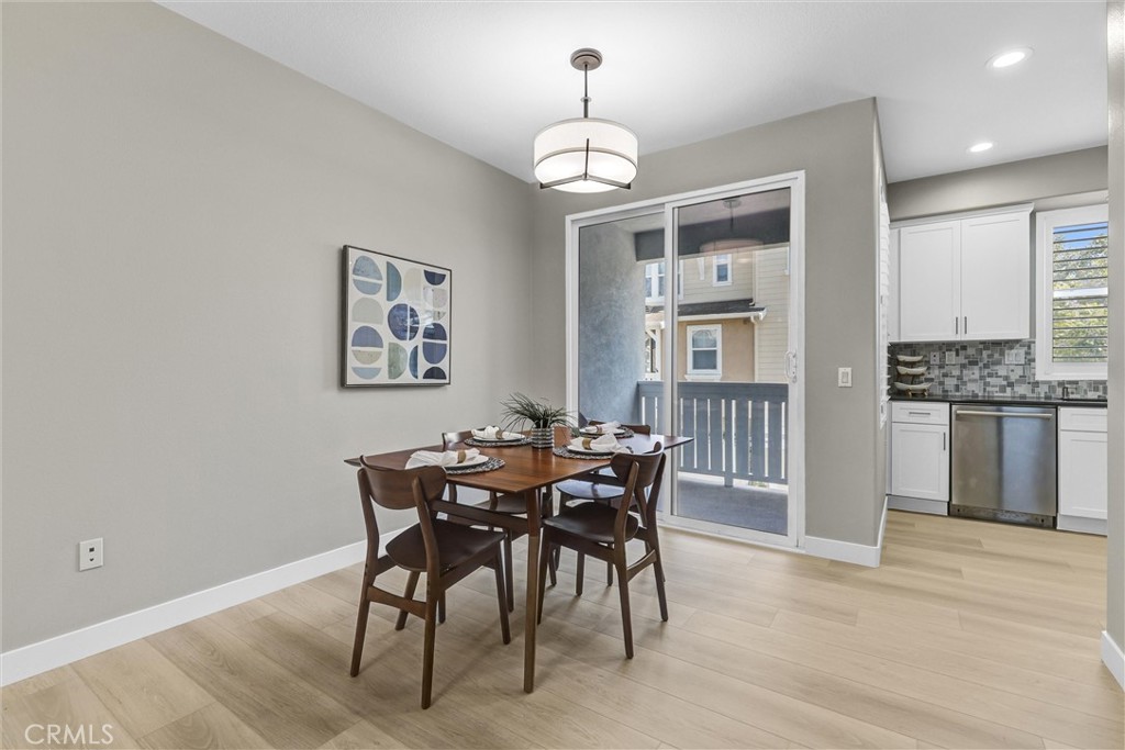 29 Hinterland Way