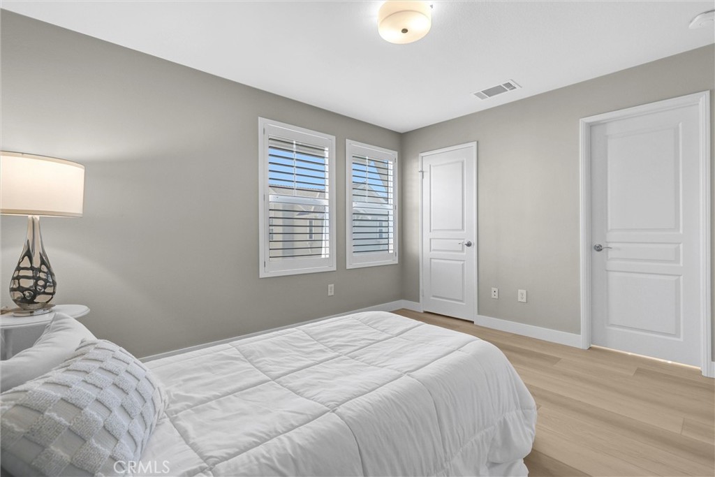 29 Hinterland Way