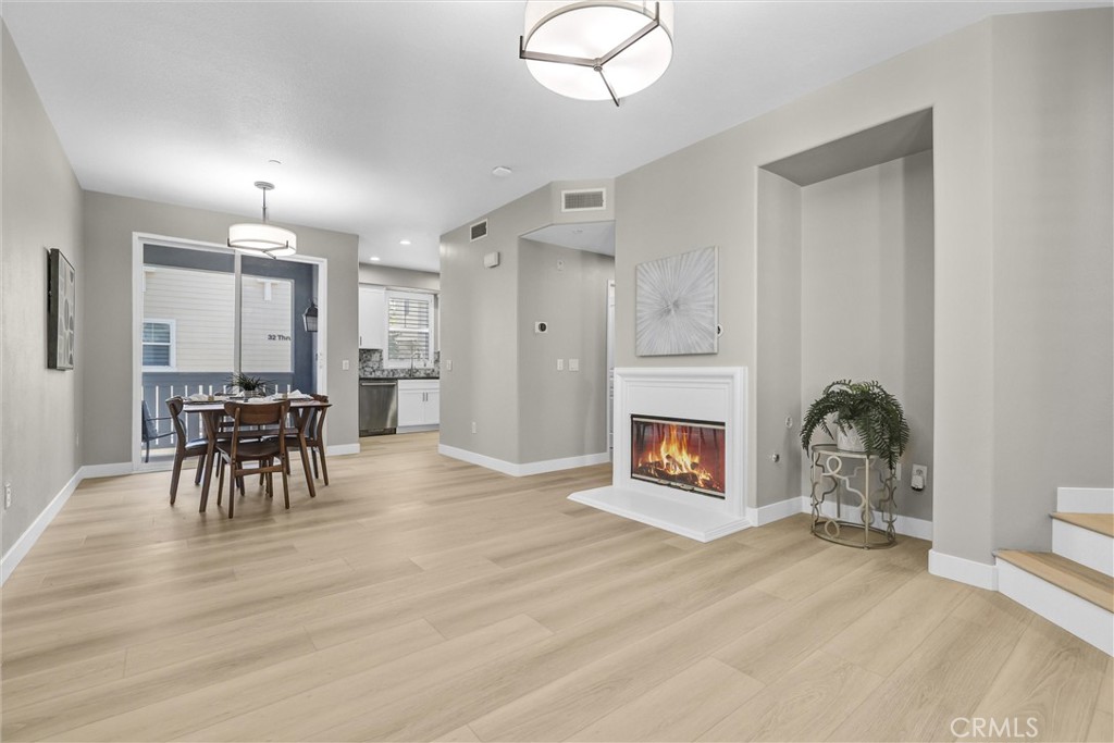 29 Hinterland Way
