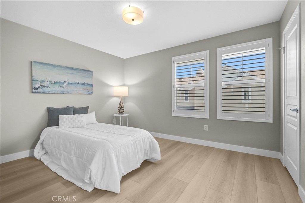 29 Hinterland Way