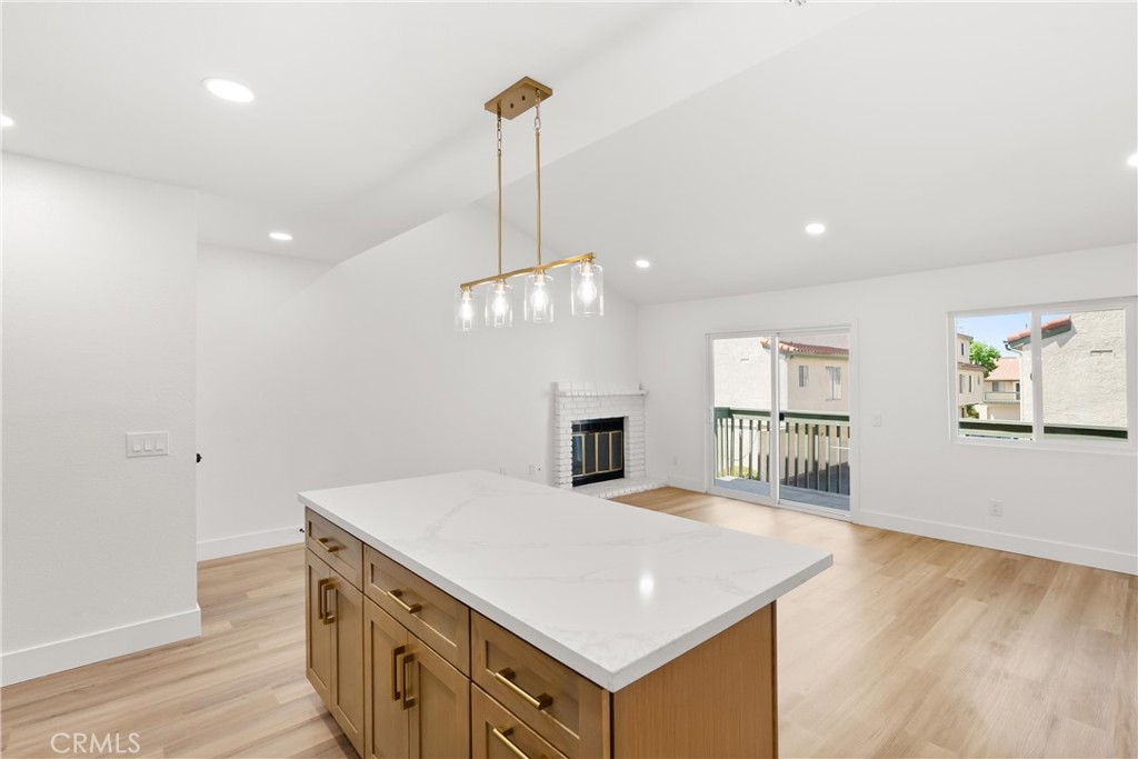 87 Tennessee Street C