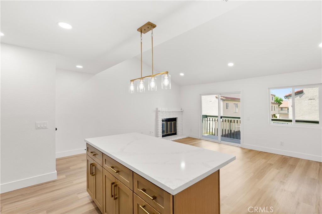 87 Tennessee Street C