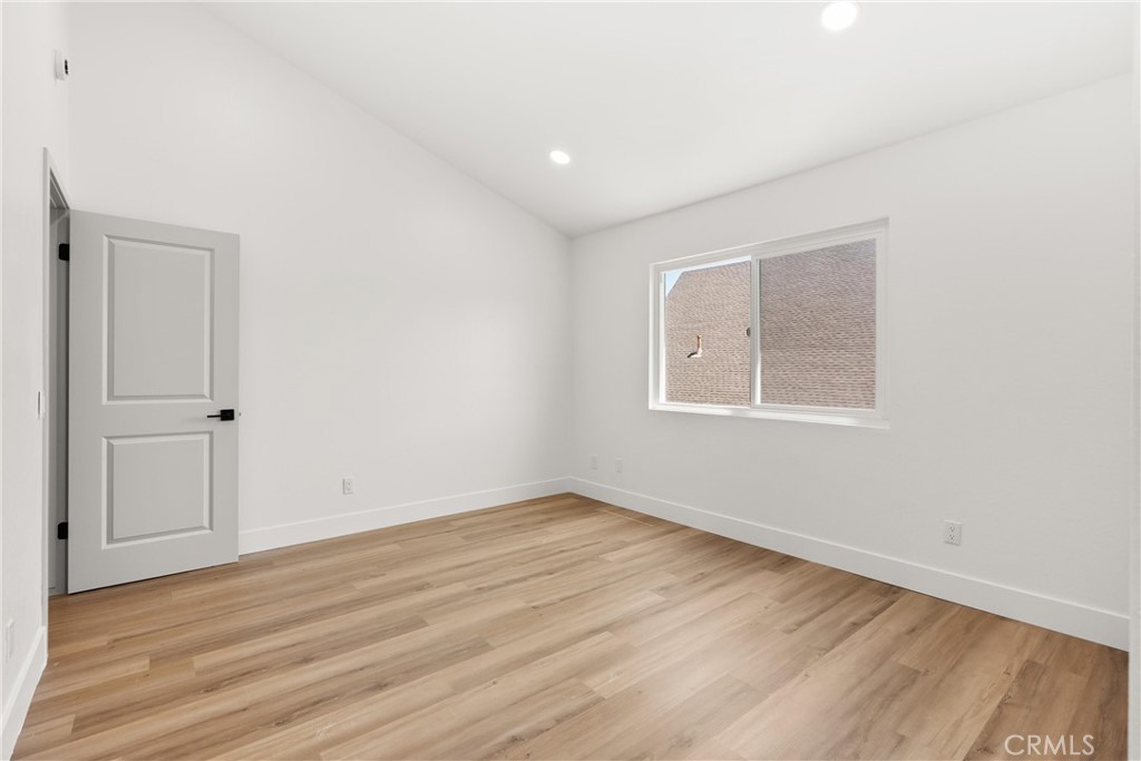 87 Tennessee Street C