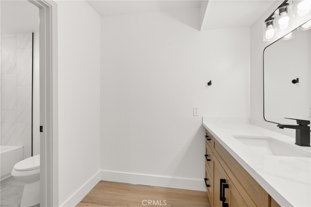 87 Tennessee Street C