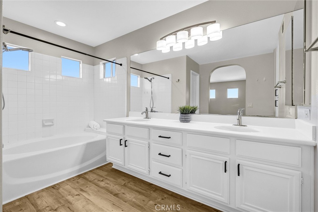 37 Colony Way