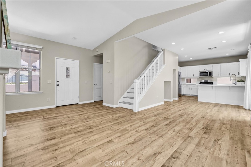 37 Colony Way