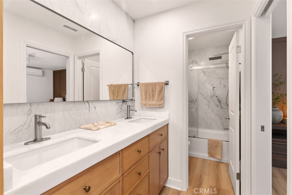 10891 El Paso Avenue