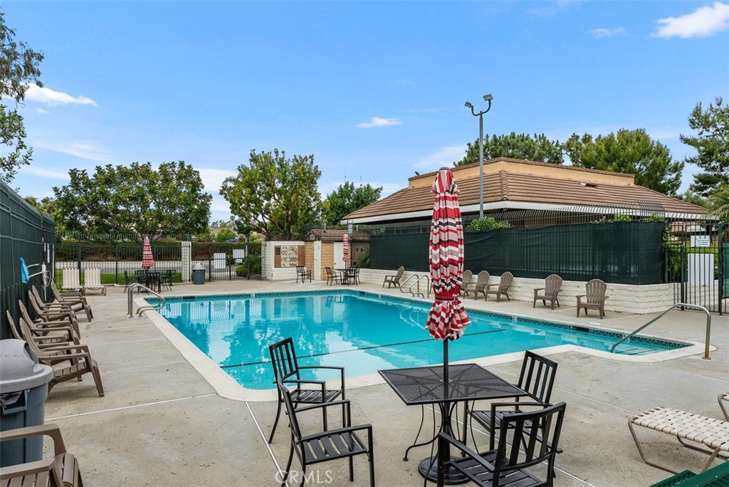 10891 El Paso Avenue