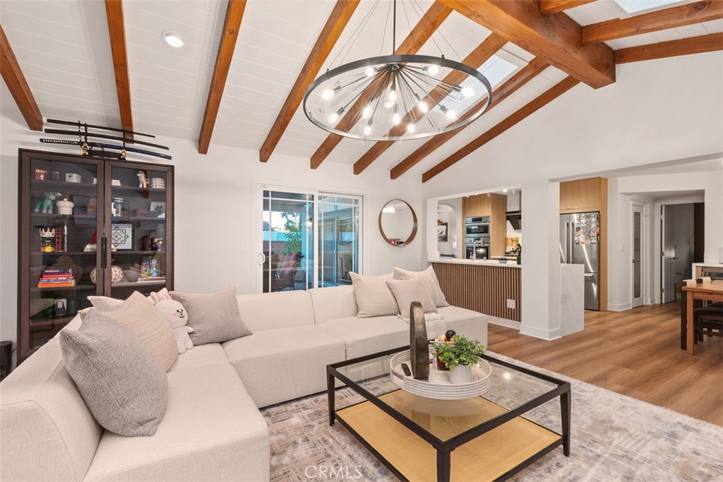 10891 El Paso Avenue