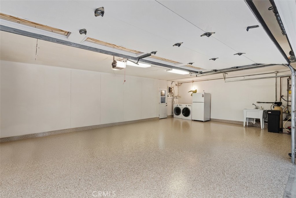 10891 El Paso Avenue