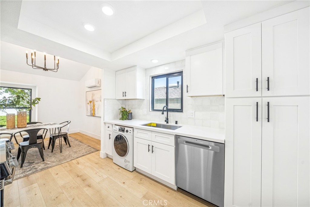 33871 Copper Lantern Street