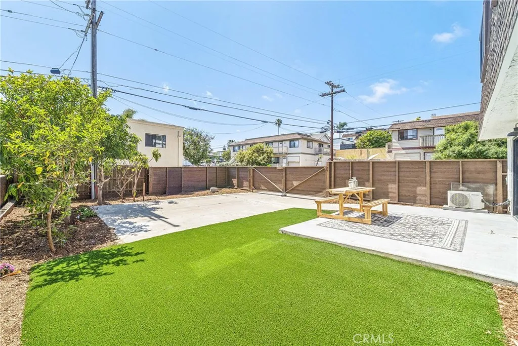 33871 Copper Lantern Street