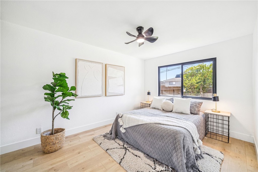 33871 Copper Lantern Street