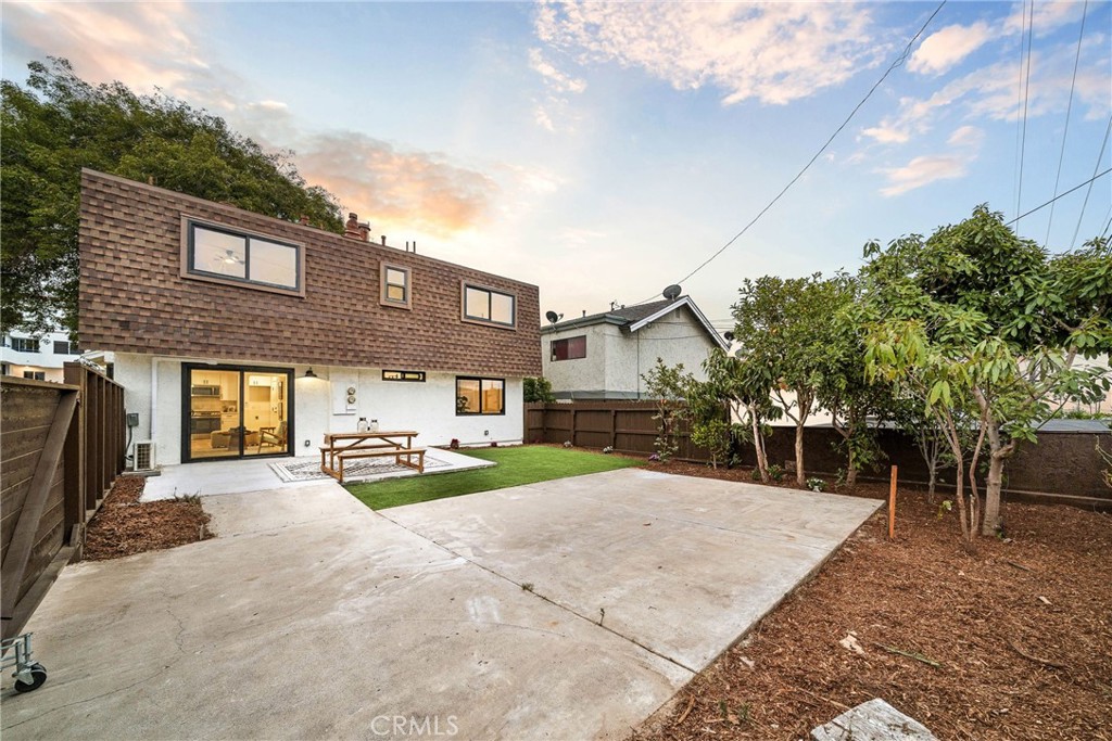 33871 Copper Lantern Street