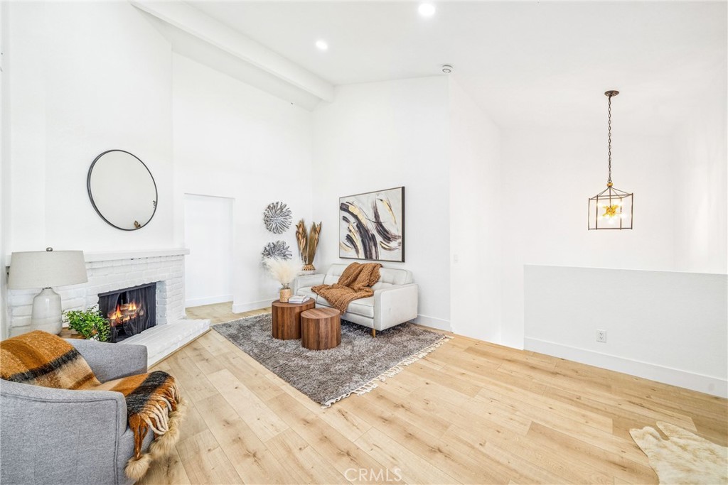 33871 Copper Lantern Street