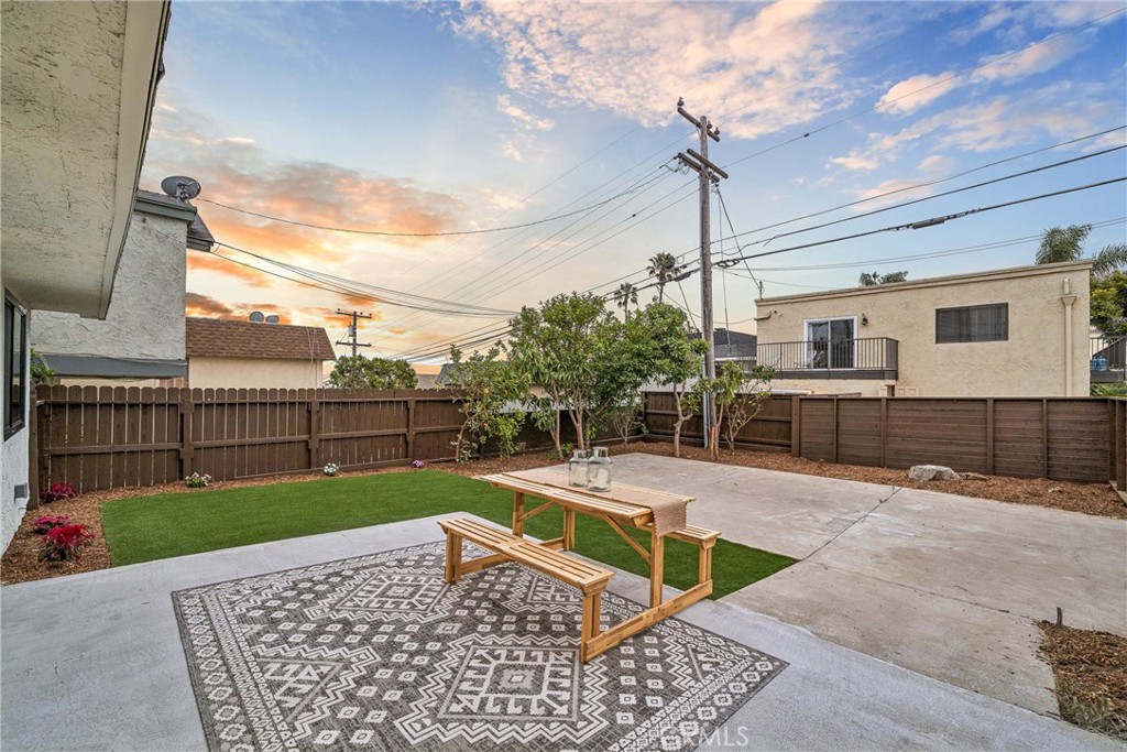 33871 Copper Lantern Street