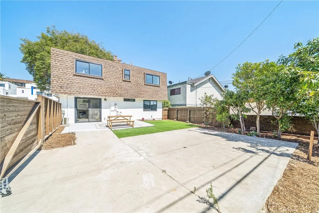 33871 Copper Lantern Street