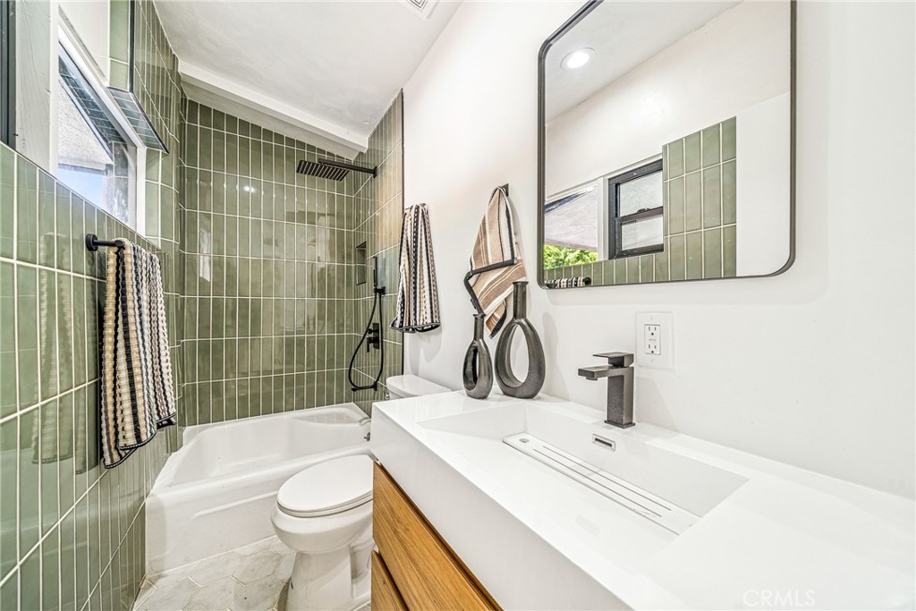 15495 Washington Street