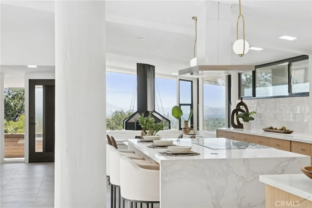 15495 Washington Street